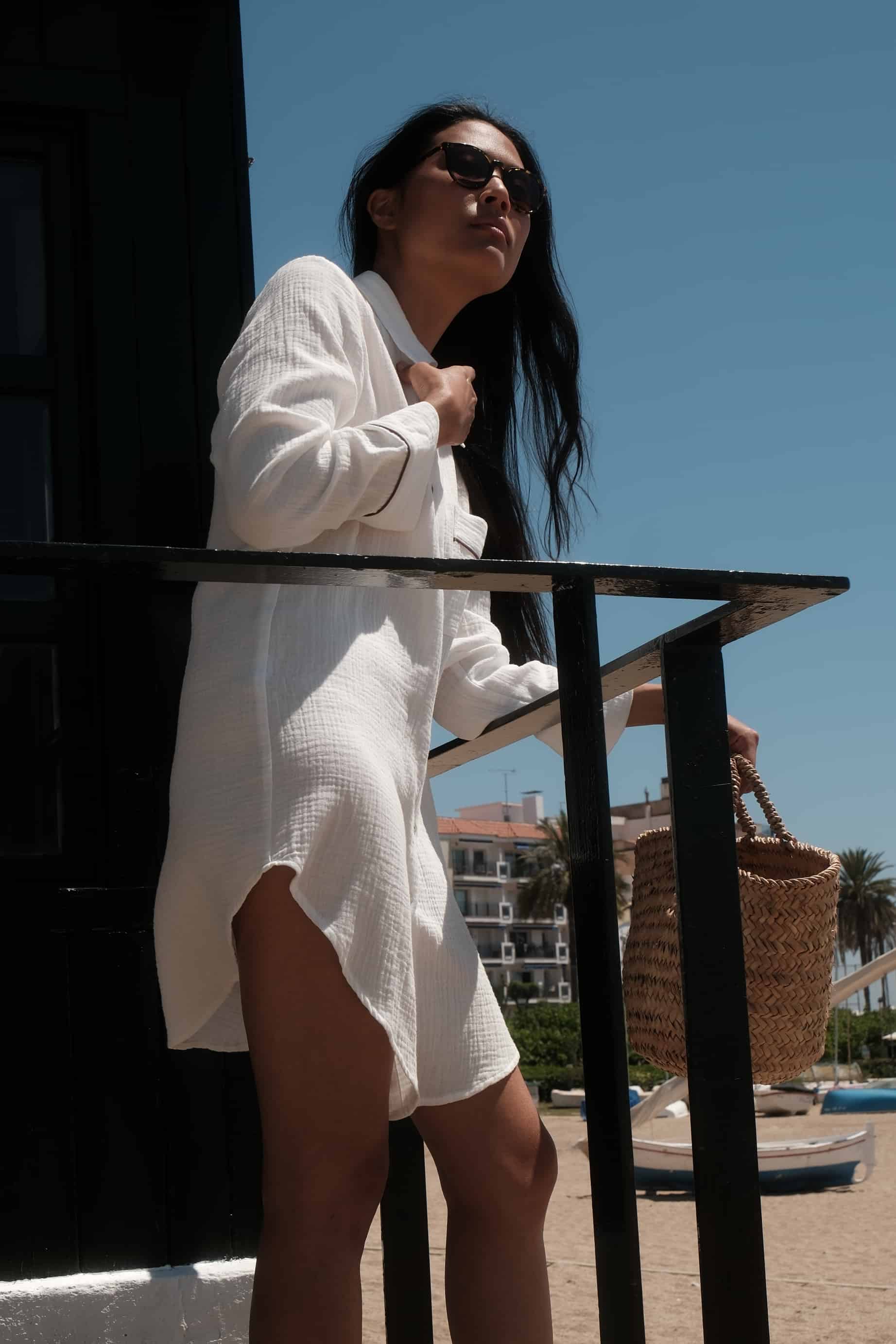 Camisola Bambula Blanco con vivo Tostado