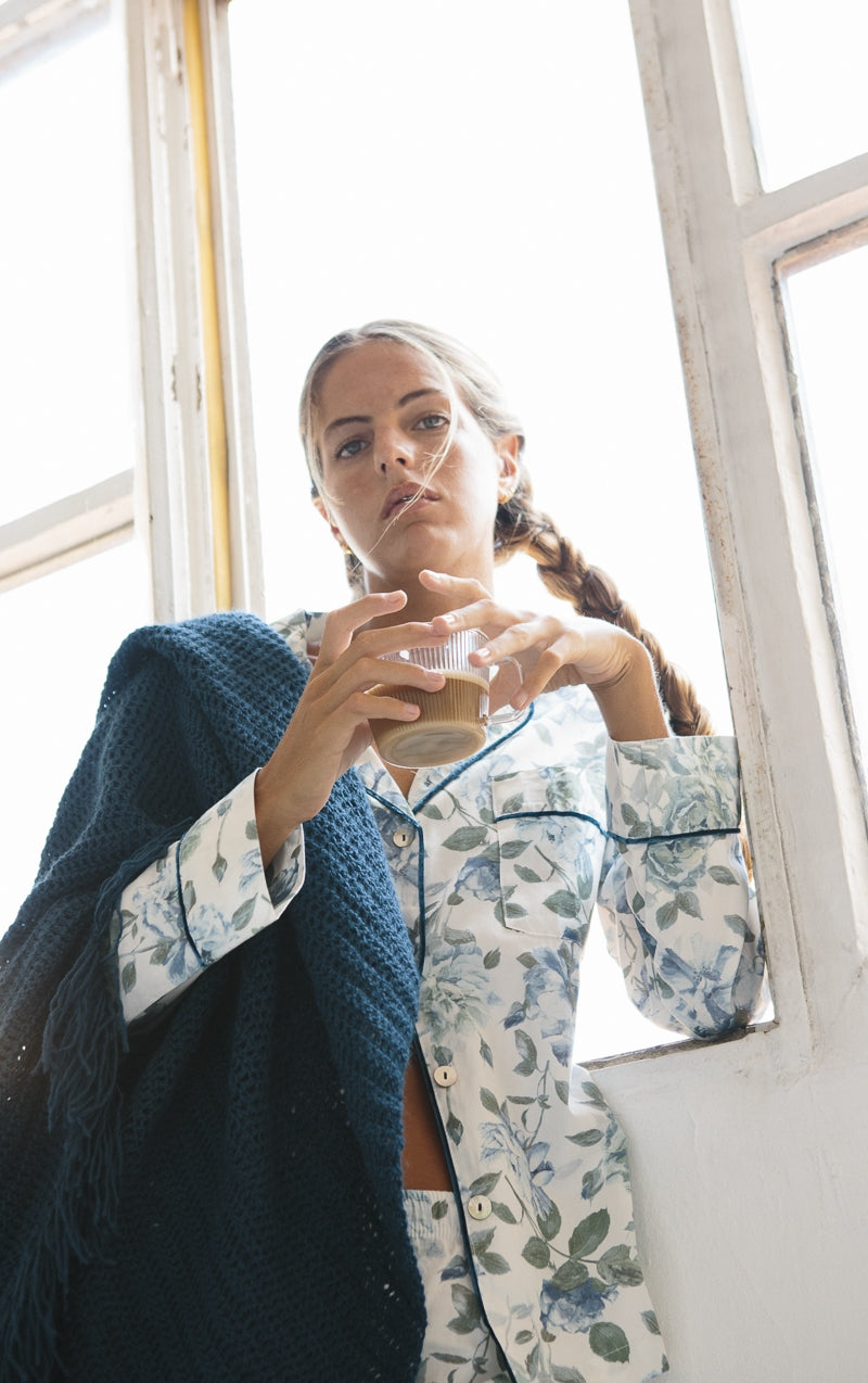 Pijama Largo Flores azul índigo